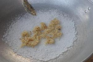 Nướng bánh dứa